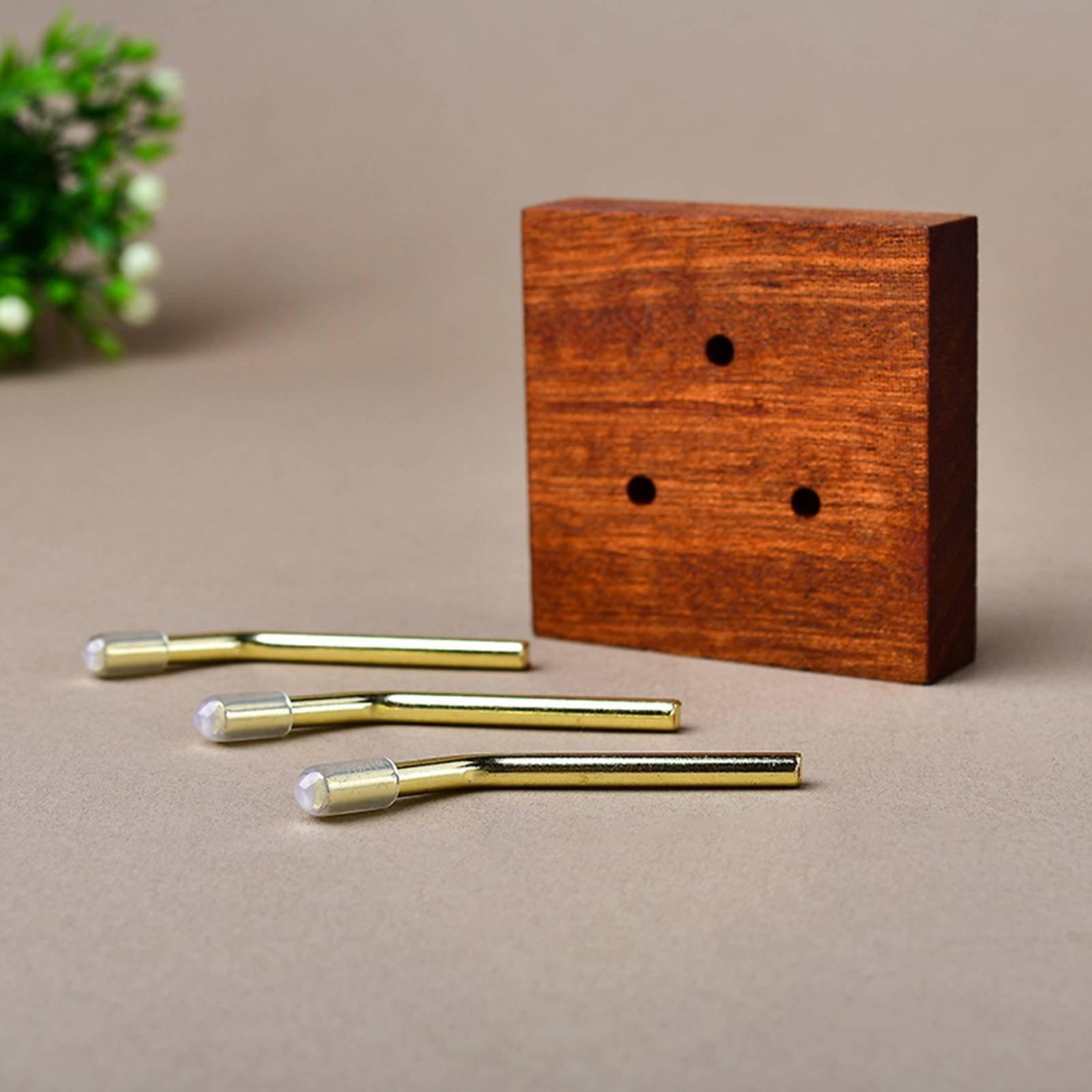Display Stand Wood - Supporto in Legno Massello con Base